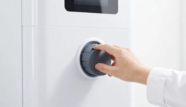 小程序商城选型与维护建议:性能与适用条件分析